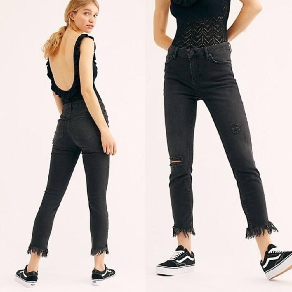 Free People Women's Great Heights Raw Fringe‎ Hem Distressed Denim Jeans size 31
